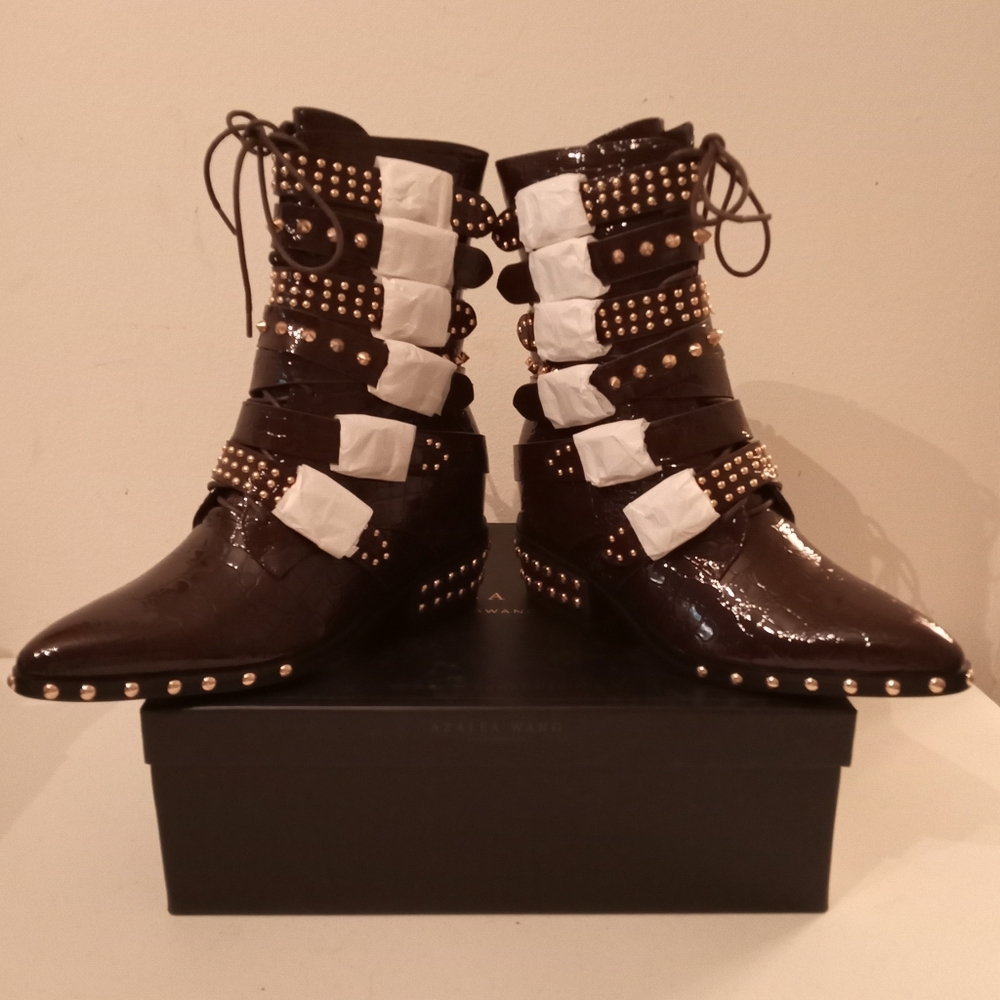 SALE🎁NIB🎁FREE GIFT INCLUDED🎁NWT Bootie Croc Embossed Studs Spikes Embellish - Picture 6 of 16